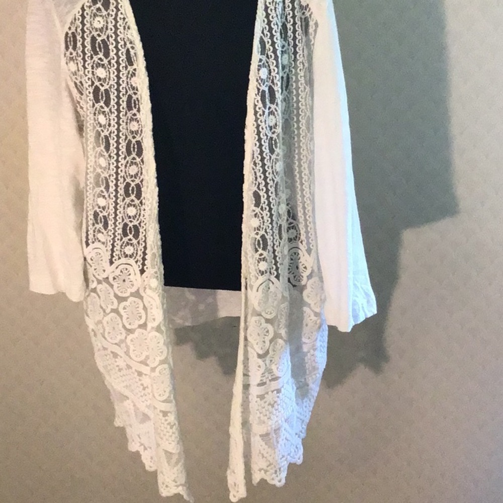 Chico’s zenergy Lovely beautiful lace cover-up sweater hundred percent cotton